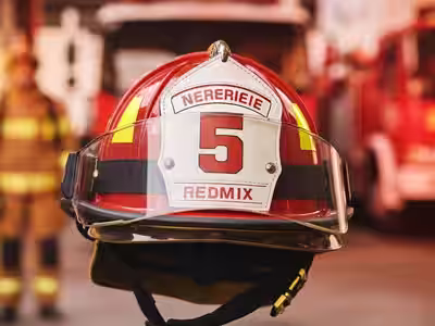 Casco para bombero certificado NFPA 1971 con visor integrado