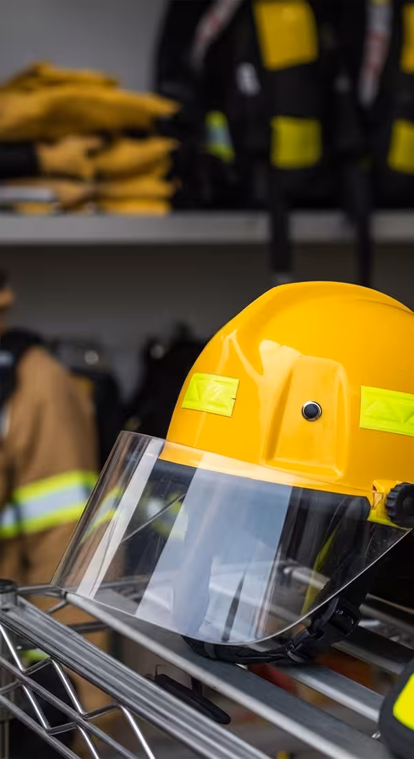 Casco estructural NFPA 1970 visor integrado